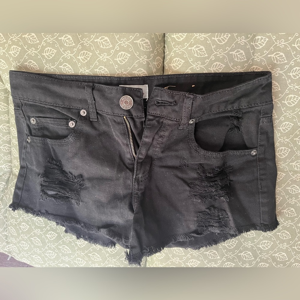 Mudd Black denim shorts size 9